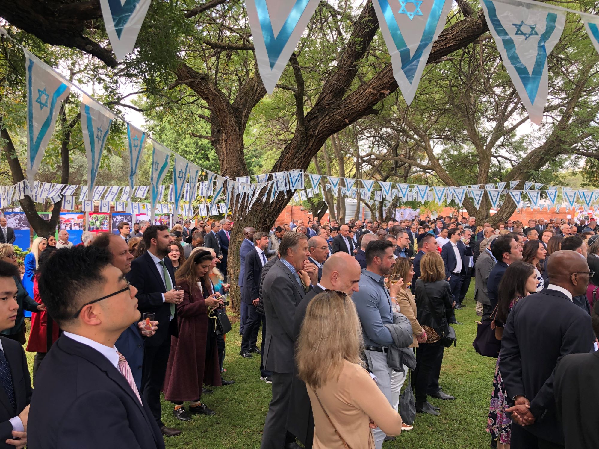 500+ SA Representatives of Religious Establishments, Political Parties, NGOs & Ambassadors Commemorate Israel’s 75th Independence Day in Pretoria